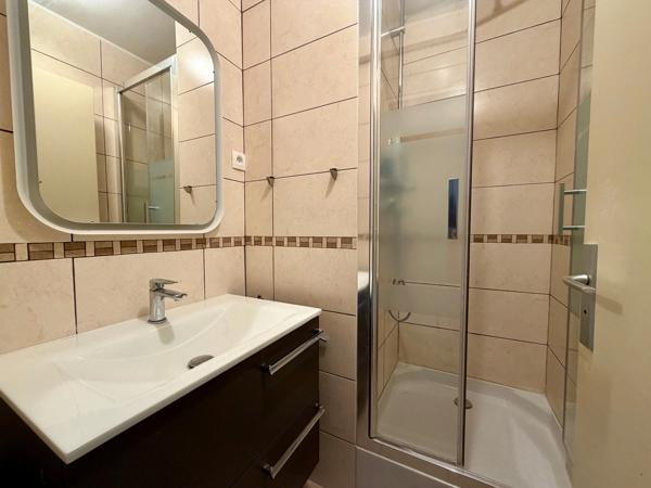 Appartement à vendre 4 pièces COURBEVOIE (92)