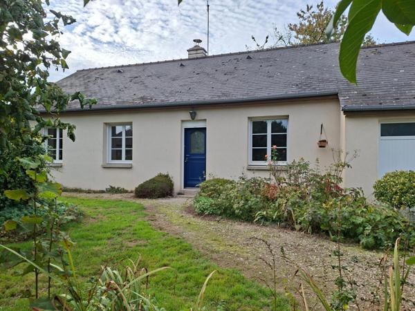 Maison à vendre 4 pièces AMBRIERES LES VALLEES (53)