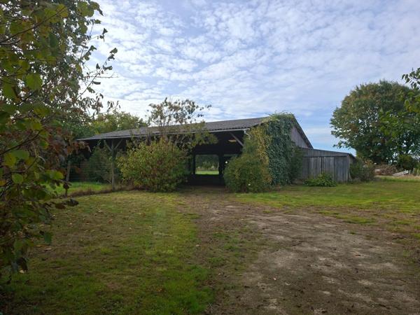 Maison à vendre 4 pièces AMBRIERES LES VALLEES (53)