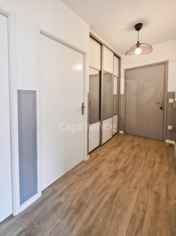 Appartement lumineux et moderne – centre-ville de Jouy, au calme