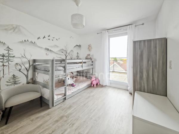 Appartement lumineux et moderne – centre-ville de Jouy, au calme