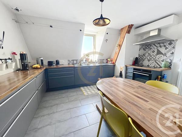 Appartement F5 à vendre  5 pièces - 127,30 m 2   BELFORT  - 90
