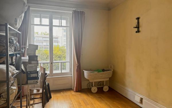 Appartement à vendre    8 pièces • 224,03 m2 Lyon 6