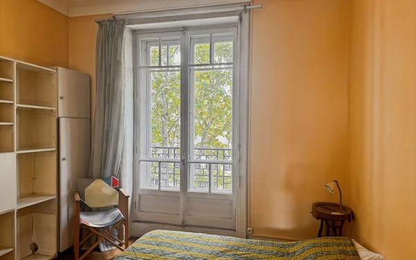 Appartement à vendre    8 pièces • 224,03 m2 Lyon 6