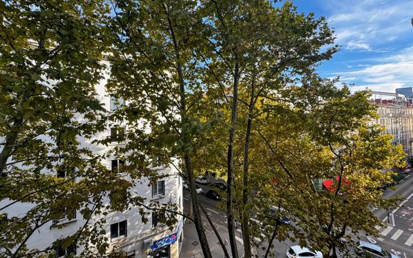 Appartement à vendre    8 pièces • 224,03 m2 Lyon 6
