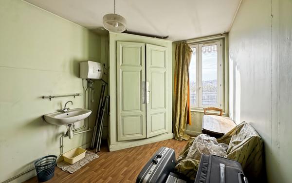 Appartement à vendre    8 pièces • 224,03 m2 Lyon 6