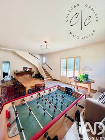 Maison à vendre 10 pièces 265 m² Le Revest-les-Eaux