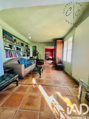 Maison à vendre 10 pièces 265 m² Le Revest-les-Eaux