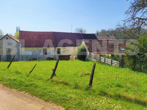 Terrain à bâtir 320 m² au CALME/ assainissement COLLECTIF/10 MIN DE CHATEAU THIERRY / à 9 min Autoro