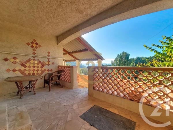 Maison à vendre  6 pièces - 197 m2 DRAGUIGNAN - 83