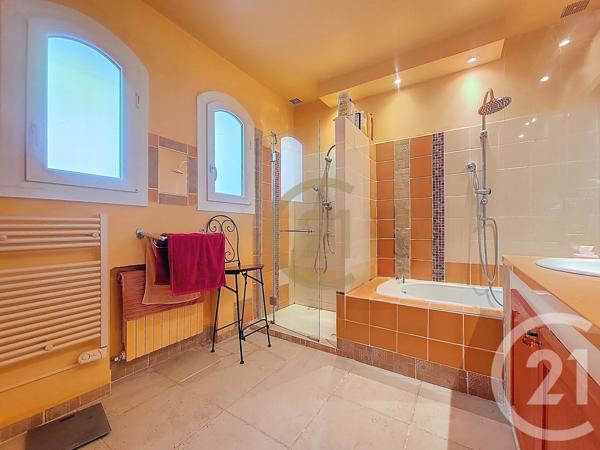 Maison à vendre  6 pièces - 197 m2 DRAGUIGNAN - 83