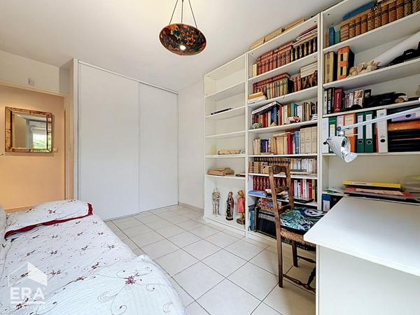 Vente appartement T3 rez-de-jardin St Jérôme 13013 place de parking privée