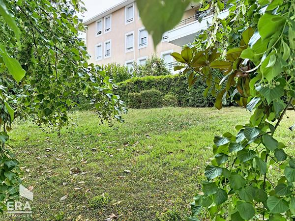 Vente appartement T3 rez-de-jardin St Jérôme 13013 place de parking privée