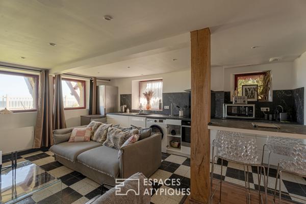 Magnifique appartement avec balcon dans villa balnéaire