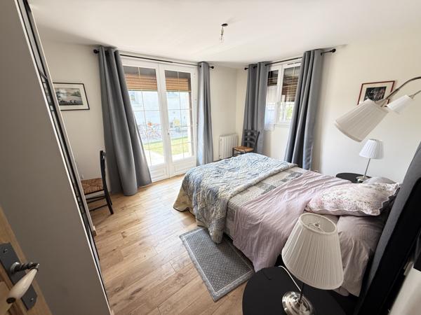 Maison  11 pièce(s)  5 chambre(s)  225 m²