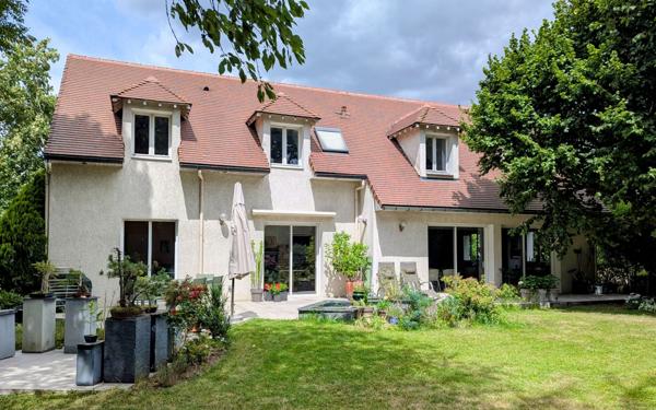 Maison à vendre    7 pièces • 205 m2 Lagny-sur-Marne