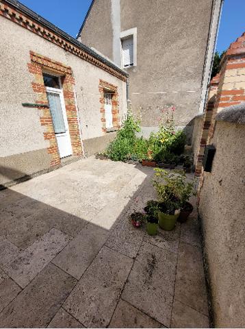 Maison T2 - A DEUX PAS DES COMMERCES ET DU BOTANIQUE