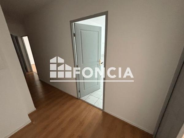 Location Appartement 3 pièces 75.5 m² - 12 A 20 RUE JEANNE D'ARC Lyon 69003