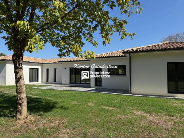 Maison ultra contemporaine GALGON 182 m2 + jardin