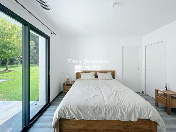 Maison ultra contemporaine GALGON 182 m2 + jardin