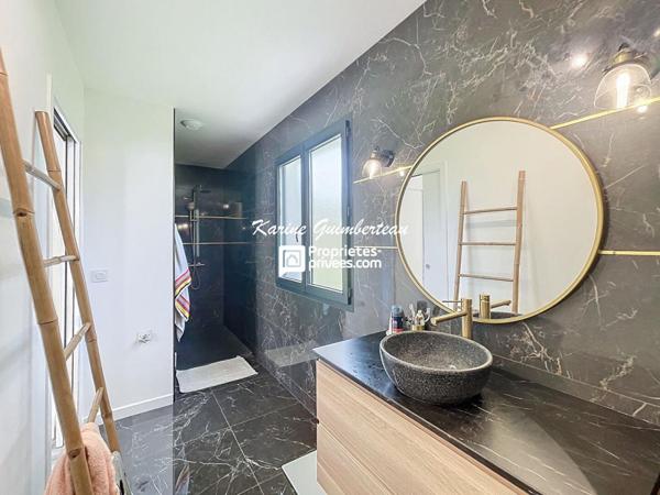 Maison ultra contemporaine GALGON 182 m2 + jardin