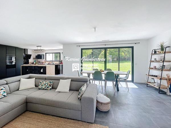 Maison ultra contemporaine GALGON 182 m2 + jardin