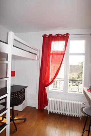 STUDIO MEUBLE POITIERS - 1 pièce(s) - 13.44 m2