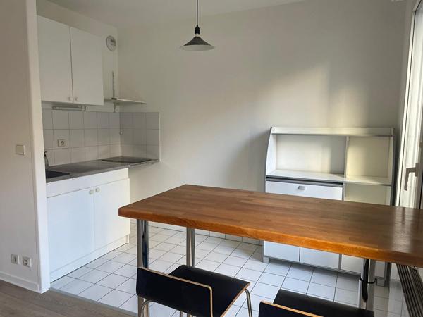 STUDIO A LOUER VIDE 27.74M² NOGENT SUR MARNE