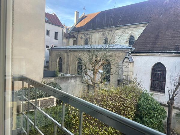 STUDIO A LOUER VIDE 27.74M² NOGENT SUR MARNE