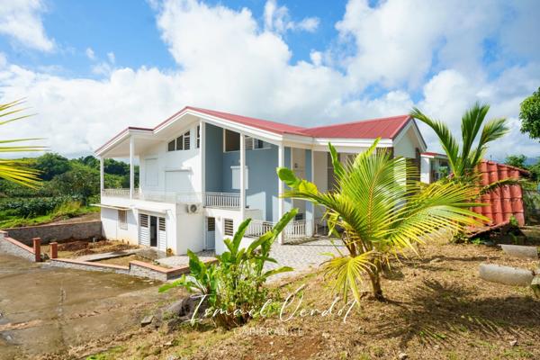 Maison à vendre 15 pièces à PETIT BOURG (971)