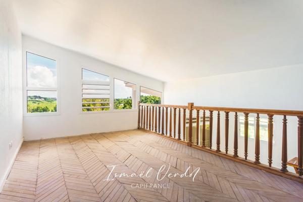 Maison à vendre 15 pièces à PETIT BOURG (971)