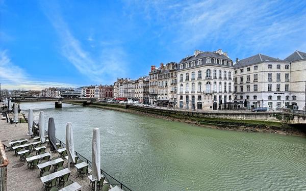 Appartement à vendre    3 pièces • 83 m2 Bayonne