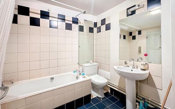 Appartement à vendre    3 pièces • 83 m2 Bayonne