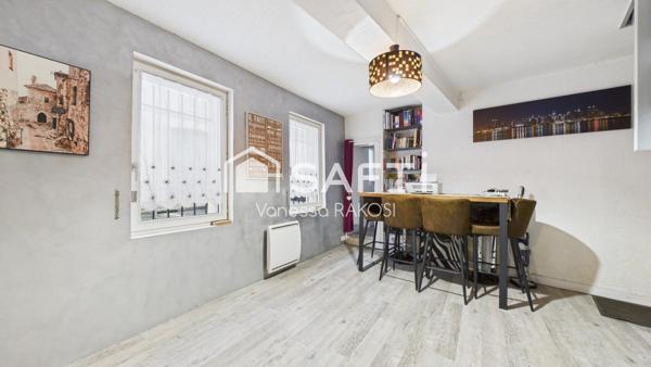 SAINTES RIVE GAUCHE MAISON DE VILLE 3 CHAMBRES TERRASSE