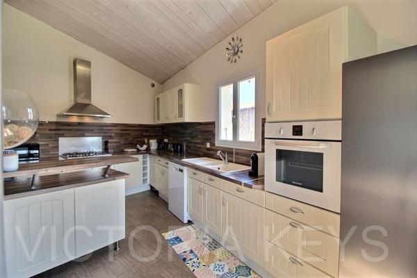 Maison à vendre avec piscine - Rivedoux Plage