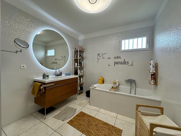 Charmante Villa 3 faces de 5 Pièces - Porte d'Espagne