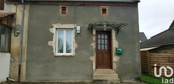 Maison rustique 3 pièces de 60 m² à Saint-Sauvier (03370)