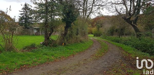 Maison rustique 3 pièces de 60 m² à Saint-Sauvier (03370)