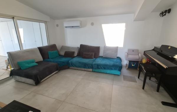 Vente Villa maison + gîte 78m² Saint-marcel-d'ardeche