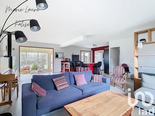 Maison à vendre 7 pièces 199 m² Pechbonnieu