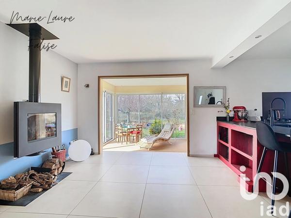 Maison à vendre 7 pièces 199 m² Pechbonnieu