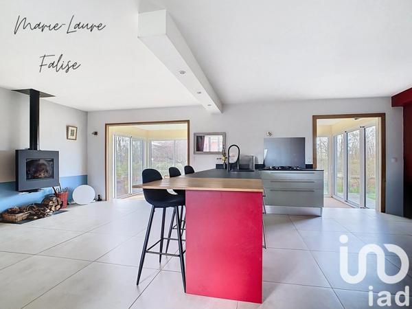 Maison à vendre 7 pièces 199 m² Pechbonnieu