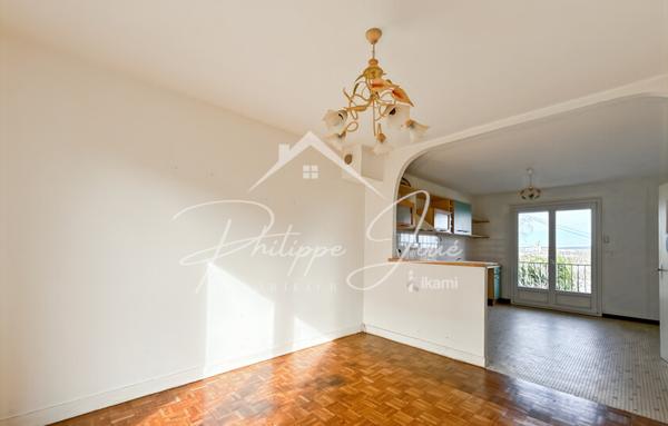 Maison 8 pièces de 141 m2 à Paron 89100