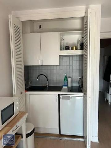 Appartement à louer 1 pièce 22.72m² Trouville-sur-Mer (14360)