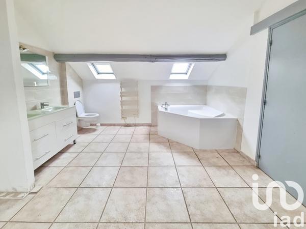 Immeuble à vendre 580 m² Pommeuse