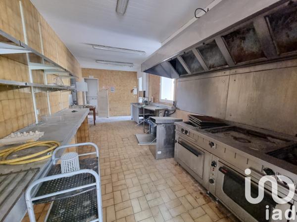 Immeuble à vendre 580 m² Pommeuse