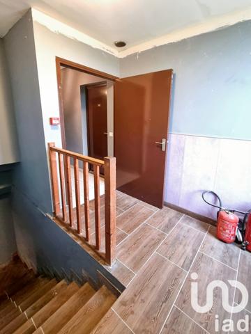 Immeuble à vendre 580 m² Pommeuse