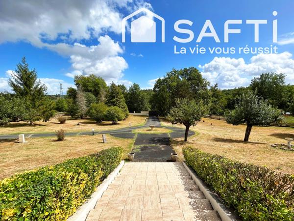 Maison de 235m² avec parc de 11880m² et piscine