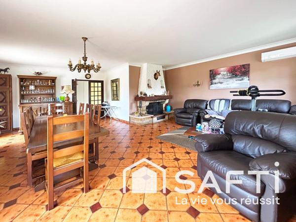 Maison de 235m² avec parc de 11880m² et piscine