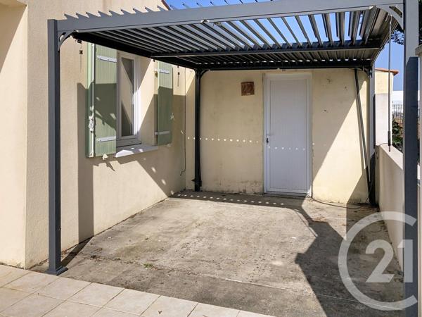 Maison à vendre  5 pièces - 118,80 m 2   ECHILLAIS  - 17